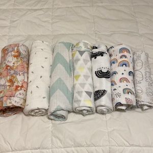 Baby blankets (Moving Sale - bundle 3 or more item for $5 each)